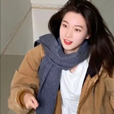 踏着波涛的少年
