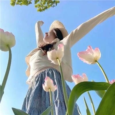 伴娘先拜堂